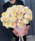 50 Garden Roses in a Box