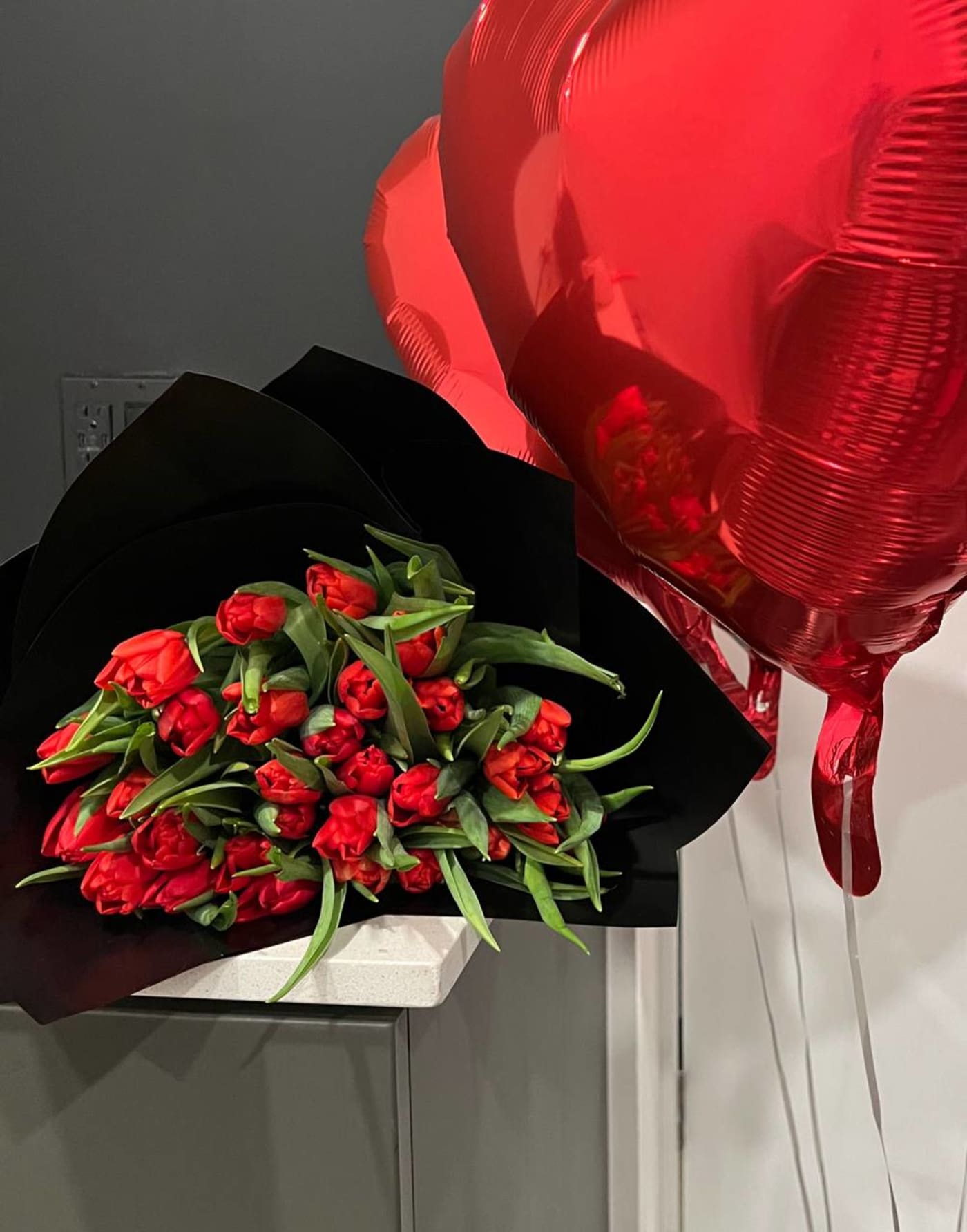 Red tulips + balloons