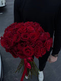 50 red roses